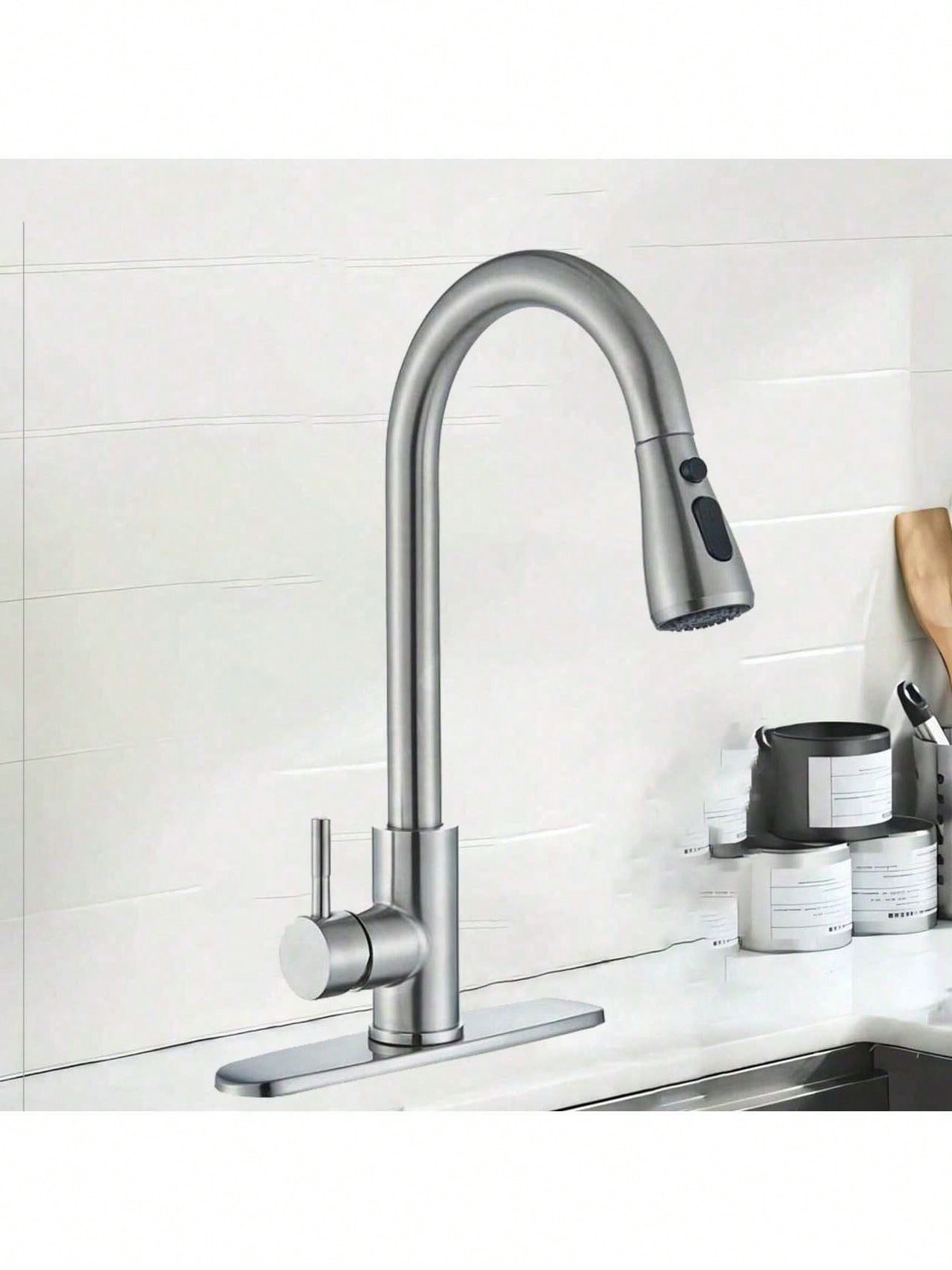 Commercial Kitchen And Bar - Kitchen Faucet With Pull-Down Spray Single